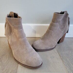 Sole Society Light Brown Suede Ankle Booties Size 7.5